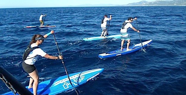 Exploit pour 12 équipes qui rallient Fréjus à Calvi en paddle en moins de 40 heures !