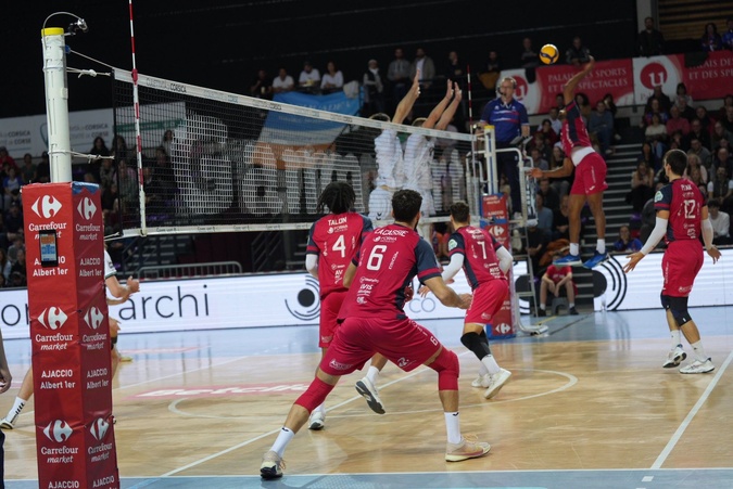 MSL Volley - Le GFC Ajaccio relégué en Ligue B après sa défaite à Poitiers