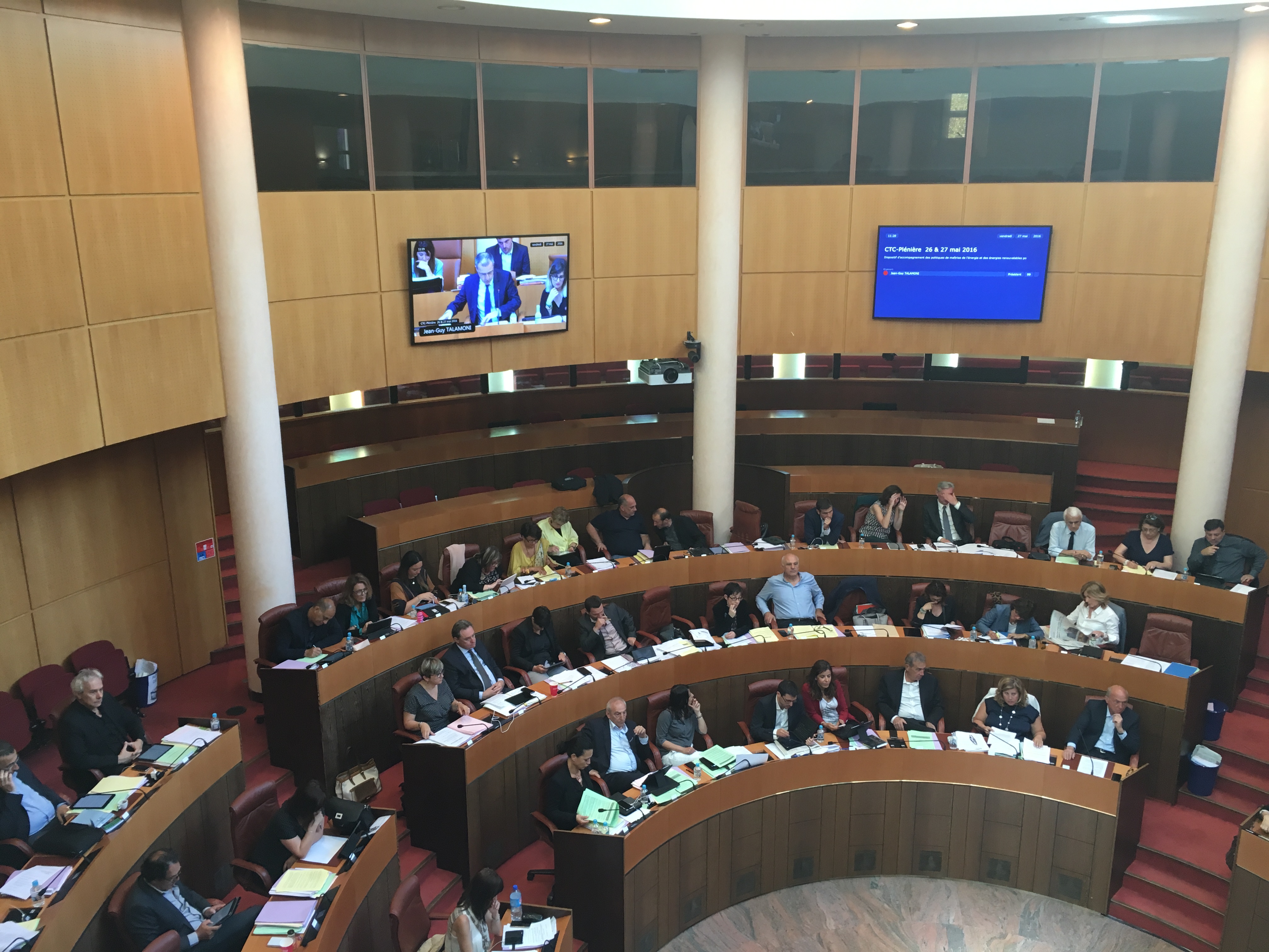 Le rapport sur la Programmation Pluriannuelle de l’Energie adopté à l’unanimité par l’Assemblée de Corse