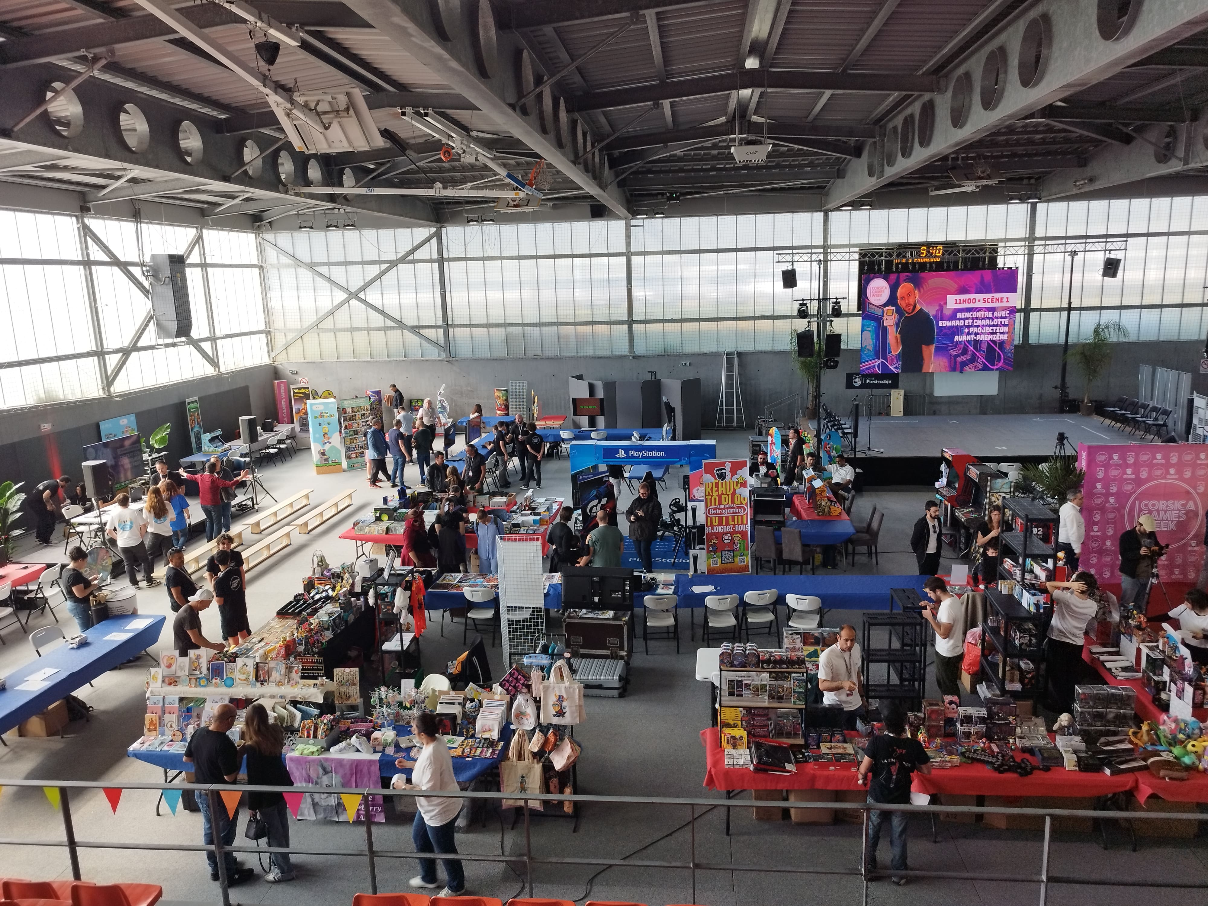Le salon porto-vecchiais prend place dans la grande salle Max-Giagheddu du complexe sportif du Pruneddu.