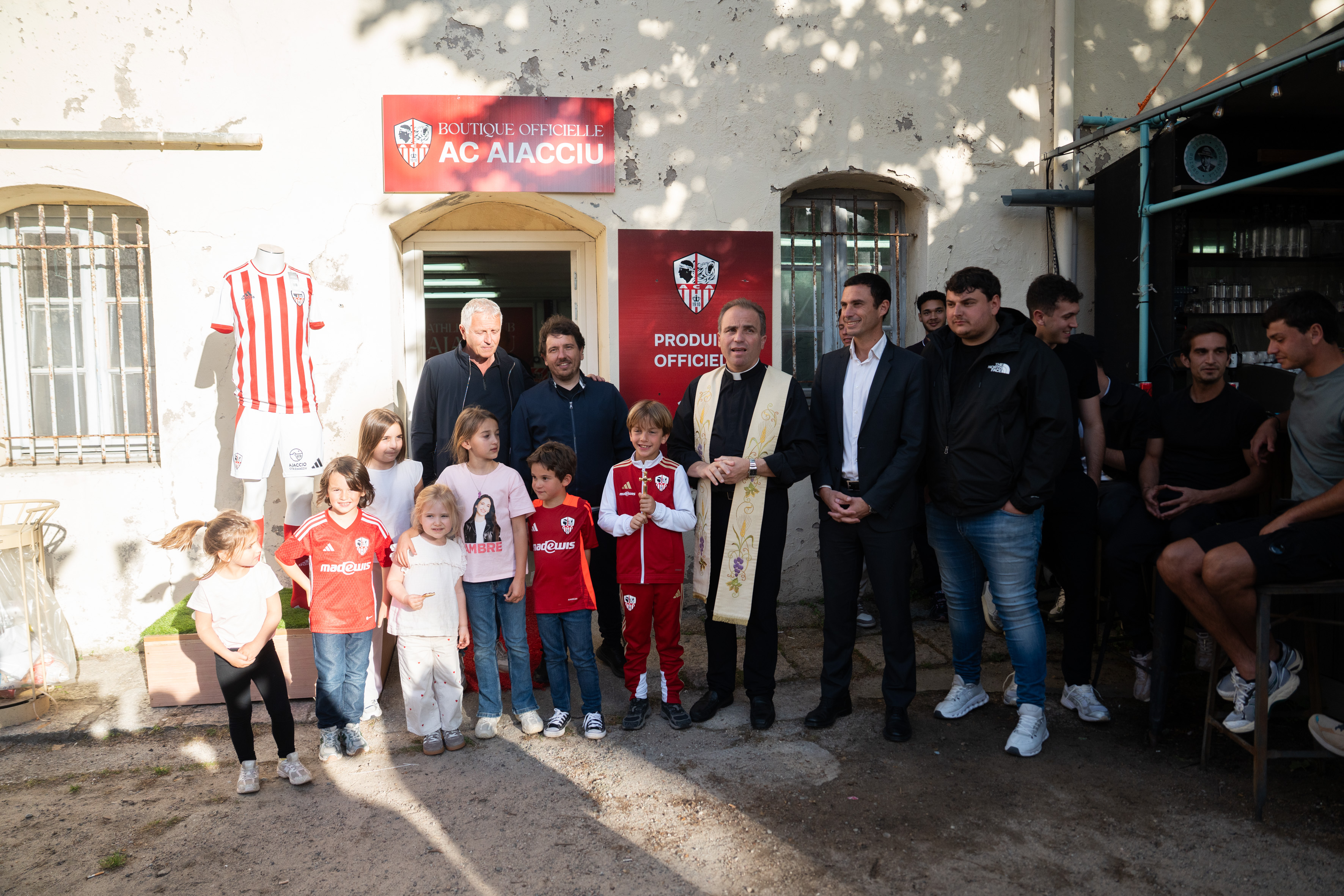 La boutique éphémère de l'ACA a été inaugurée le 7 mai dernier (Photos : Paule Santoni)