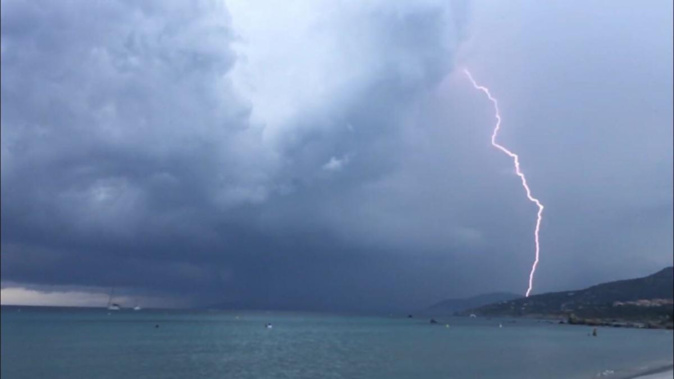 La Corse placée en vigilance jaune orages