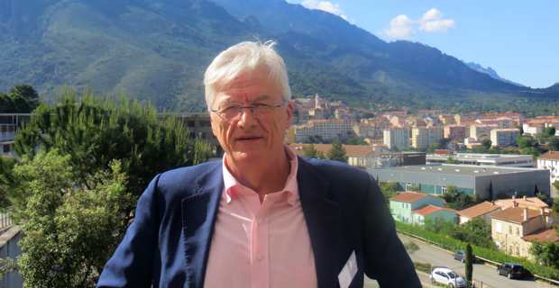 Loïc Cauret, président de Lamballe Communauté, située en Bretagne dans les Côtes d'Armor, et président délégué de l’AdCF (Association des communautés de France).