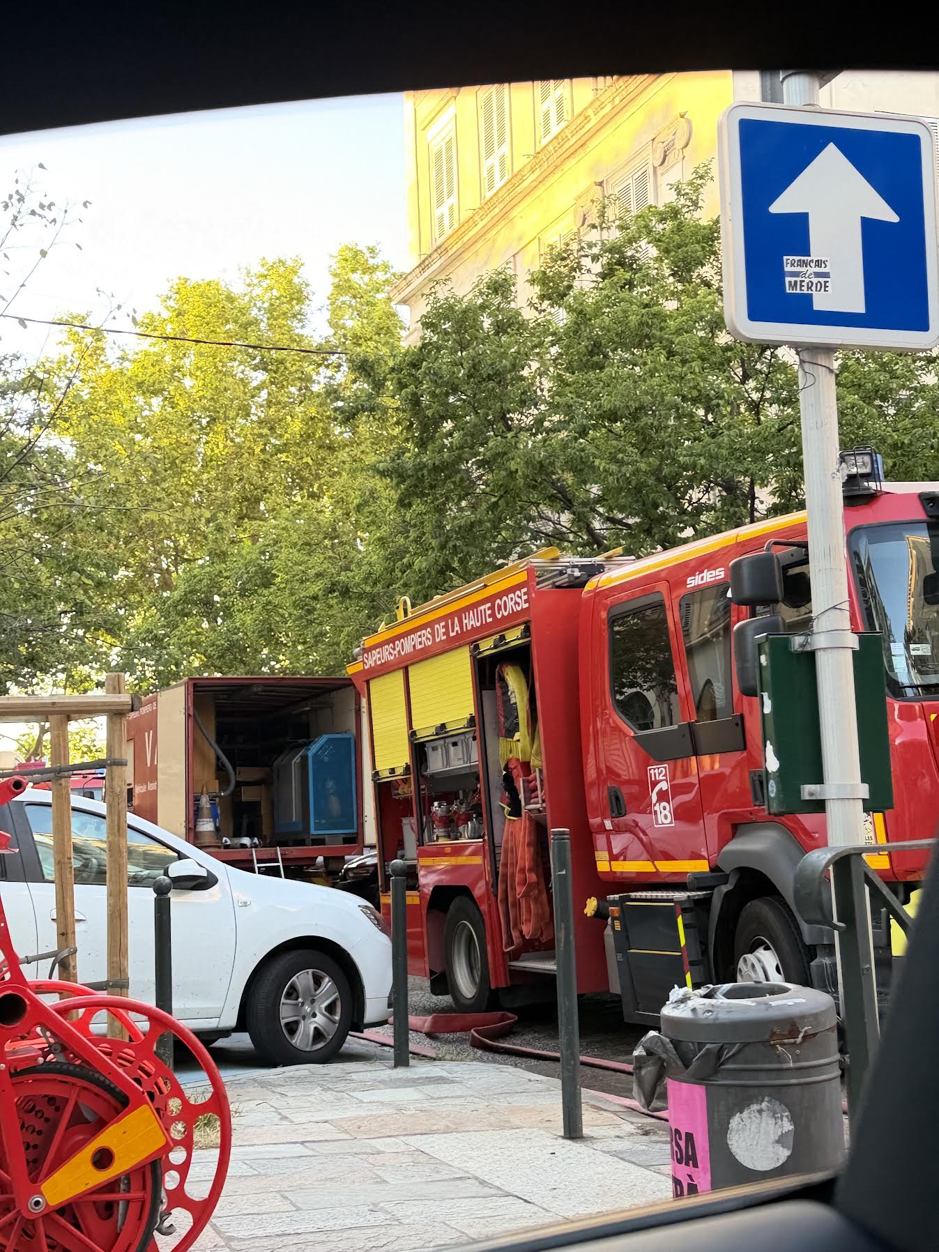 Bastia : incendie dans un café de la place Saint-Nicolas