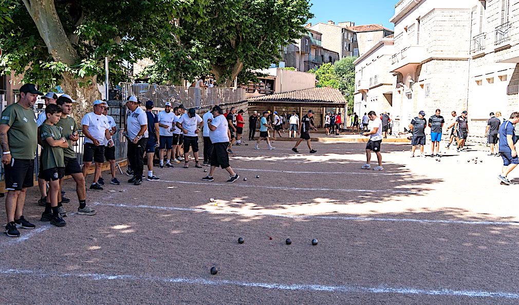 Pétanque à Portivechju - Coup d'envoi réussi pour le Challenge Gérard et Véro Cesari