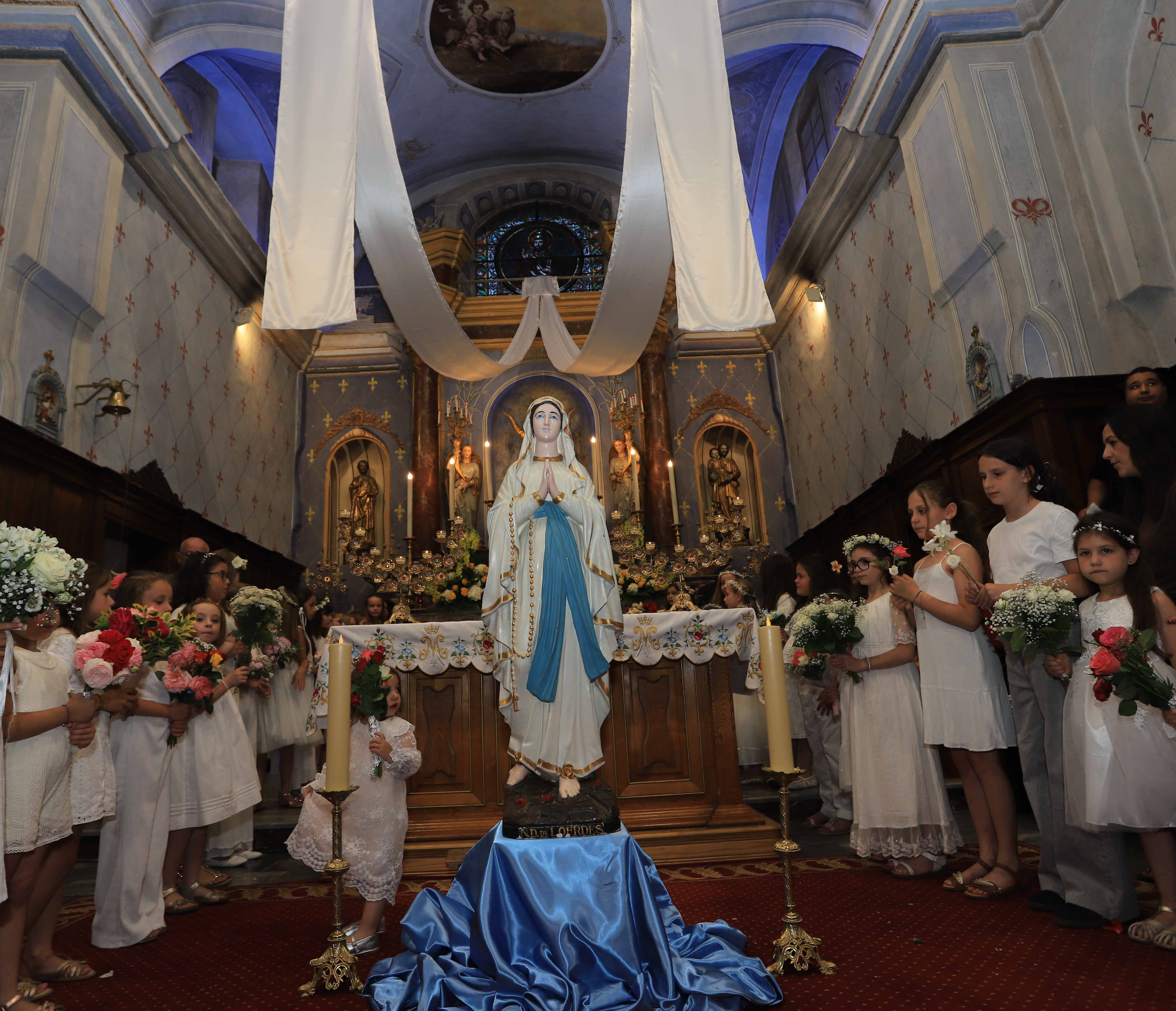 Le couronnement de la Vierge, une tradition immuable à Corte