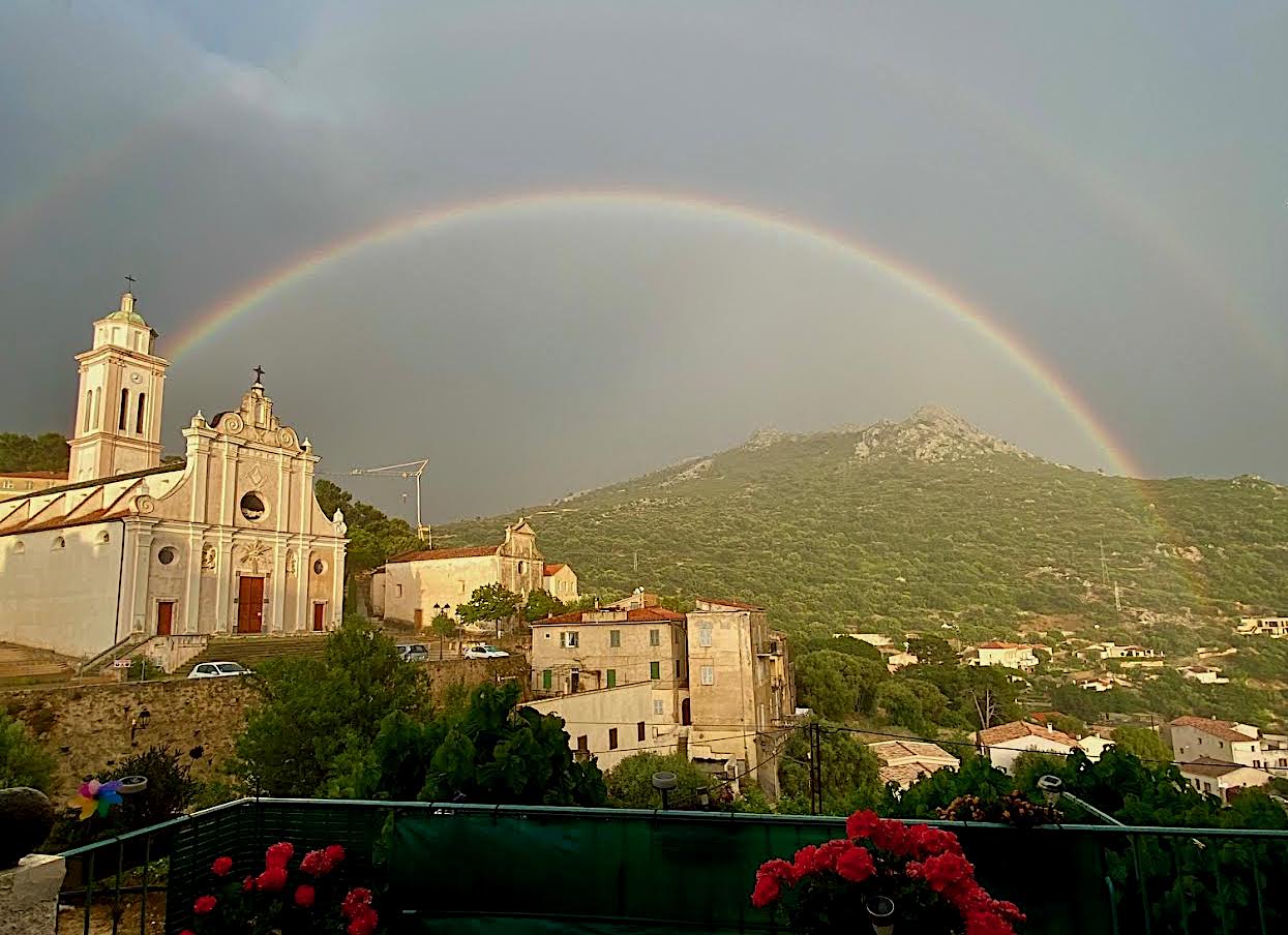 A màghjina - Corbara, sottu à a prutezzione di u celu