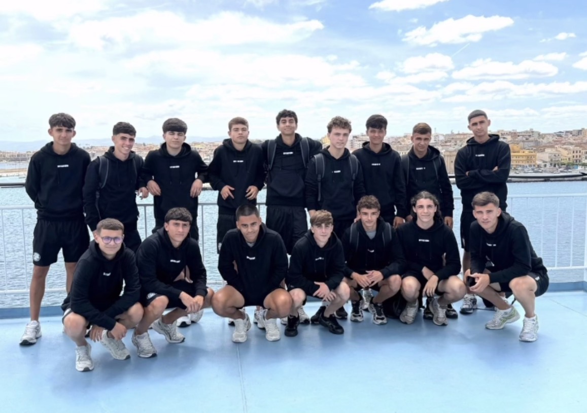 Football U16. La Squadra Corsa prépare l'avenir en Sardaigne