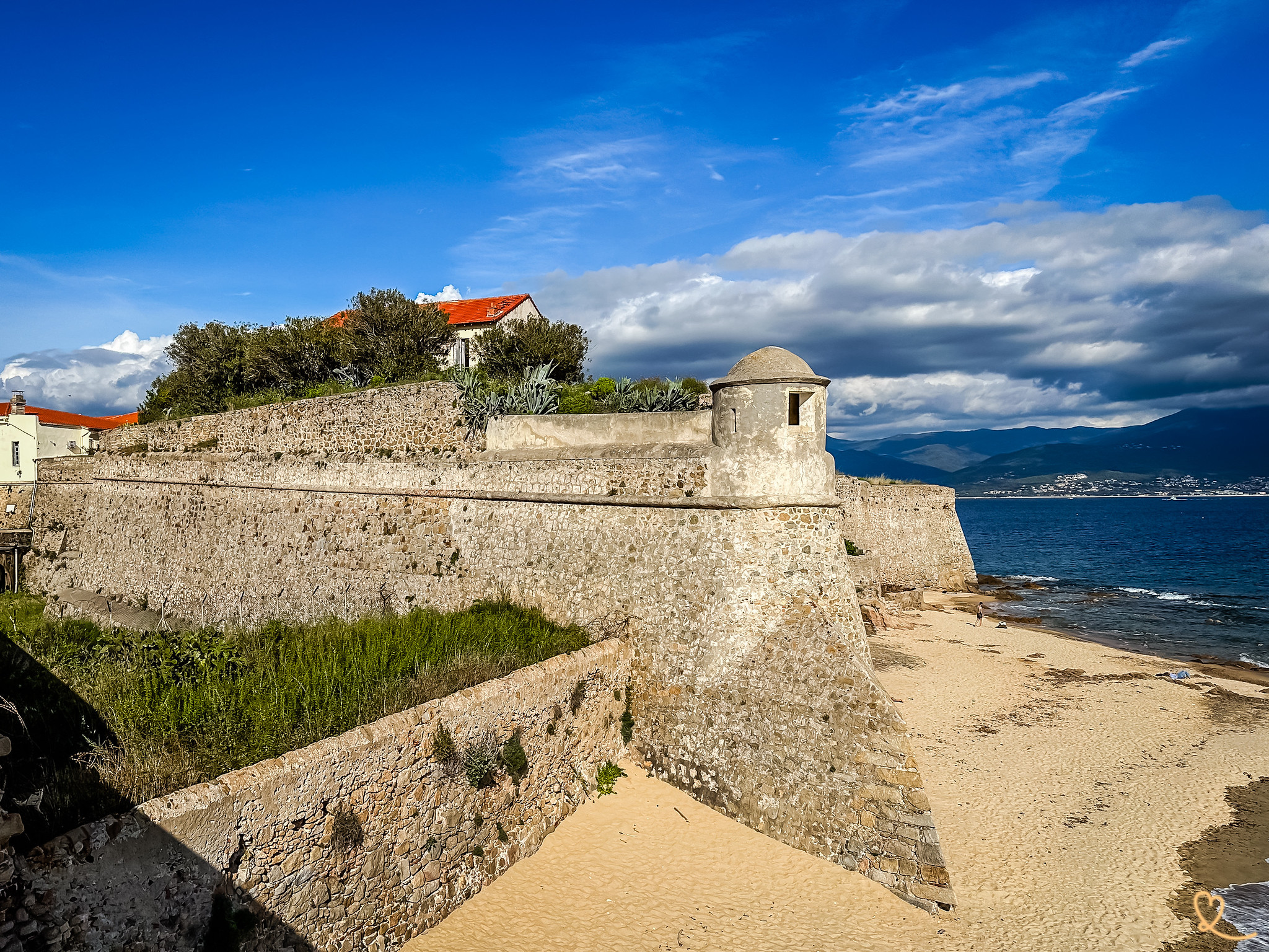 Investisseurs, artisans, hôteliers : la Ville d'Ajaccio ouvre les candidatures et fixe ses conditions pour la Citadelle Miollis