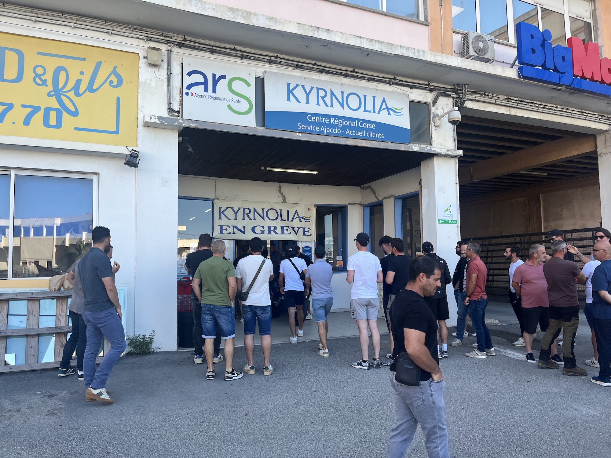 Kyrnolia : les grévistes sollicitent le soutien de la mairie d'Ajaccio dans le conflit autour d'un délégué syndical