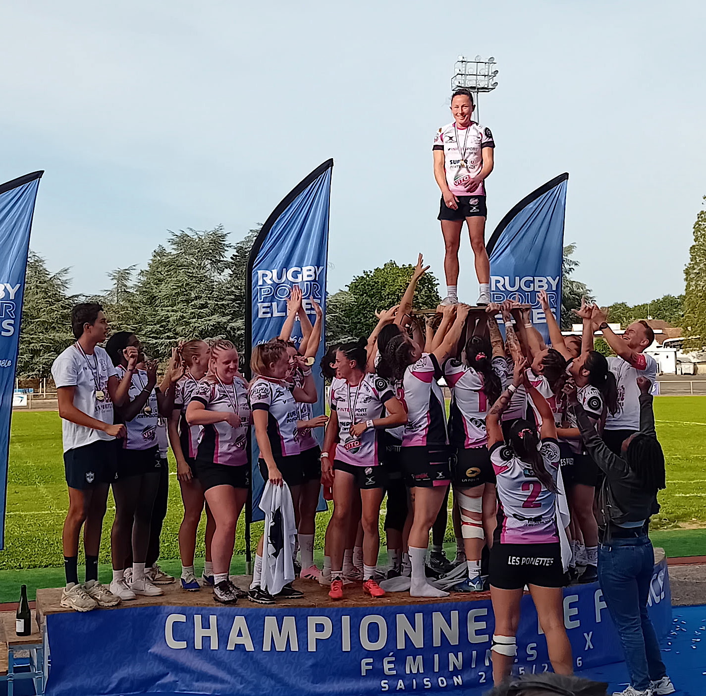 Les Ponettes écrivent l'histoire du Rugby corse