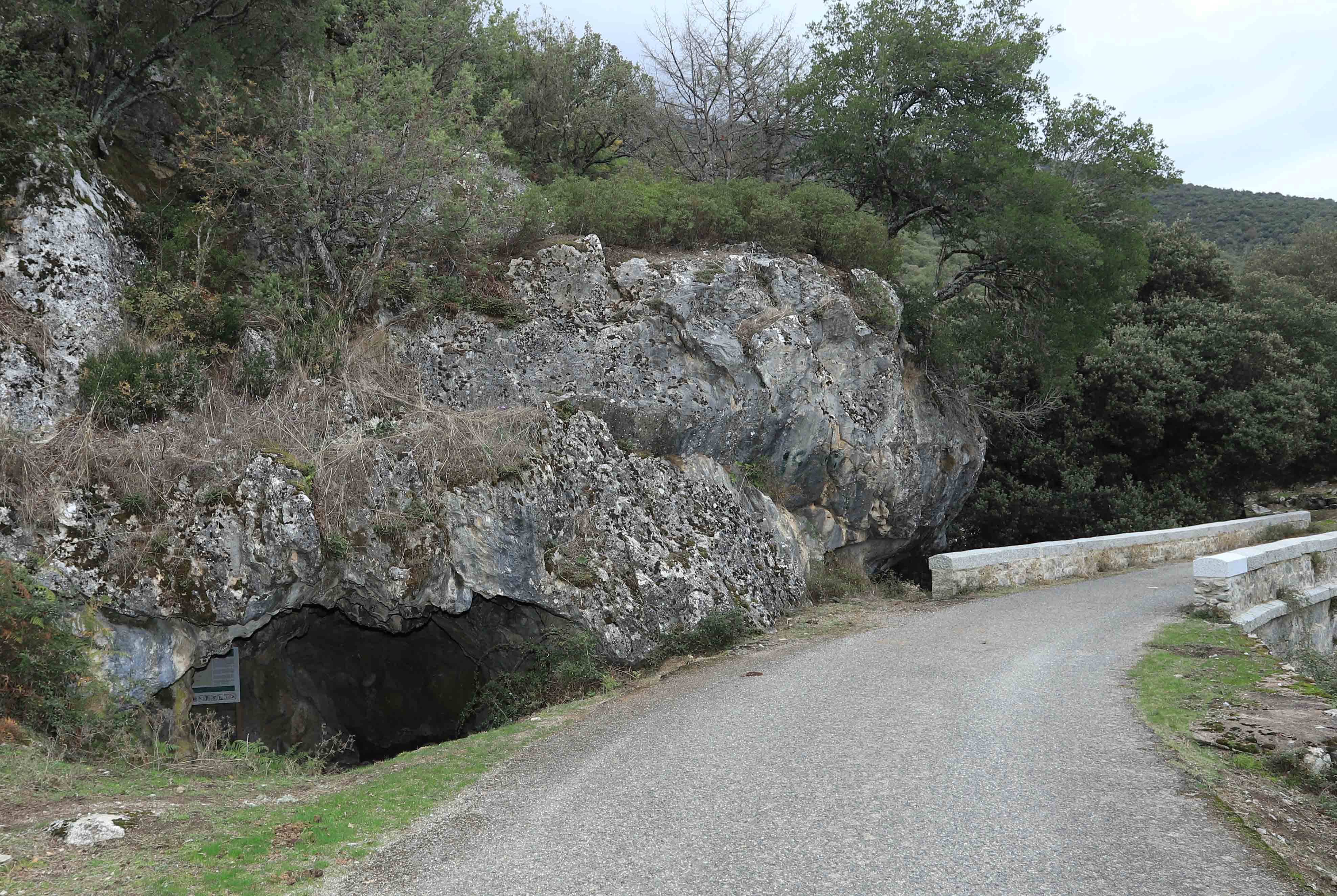 Castiglione maintient la légende de sa grotte, A Sapara !