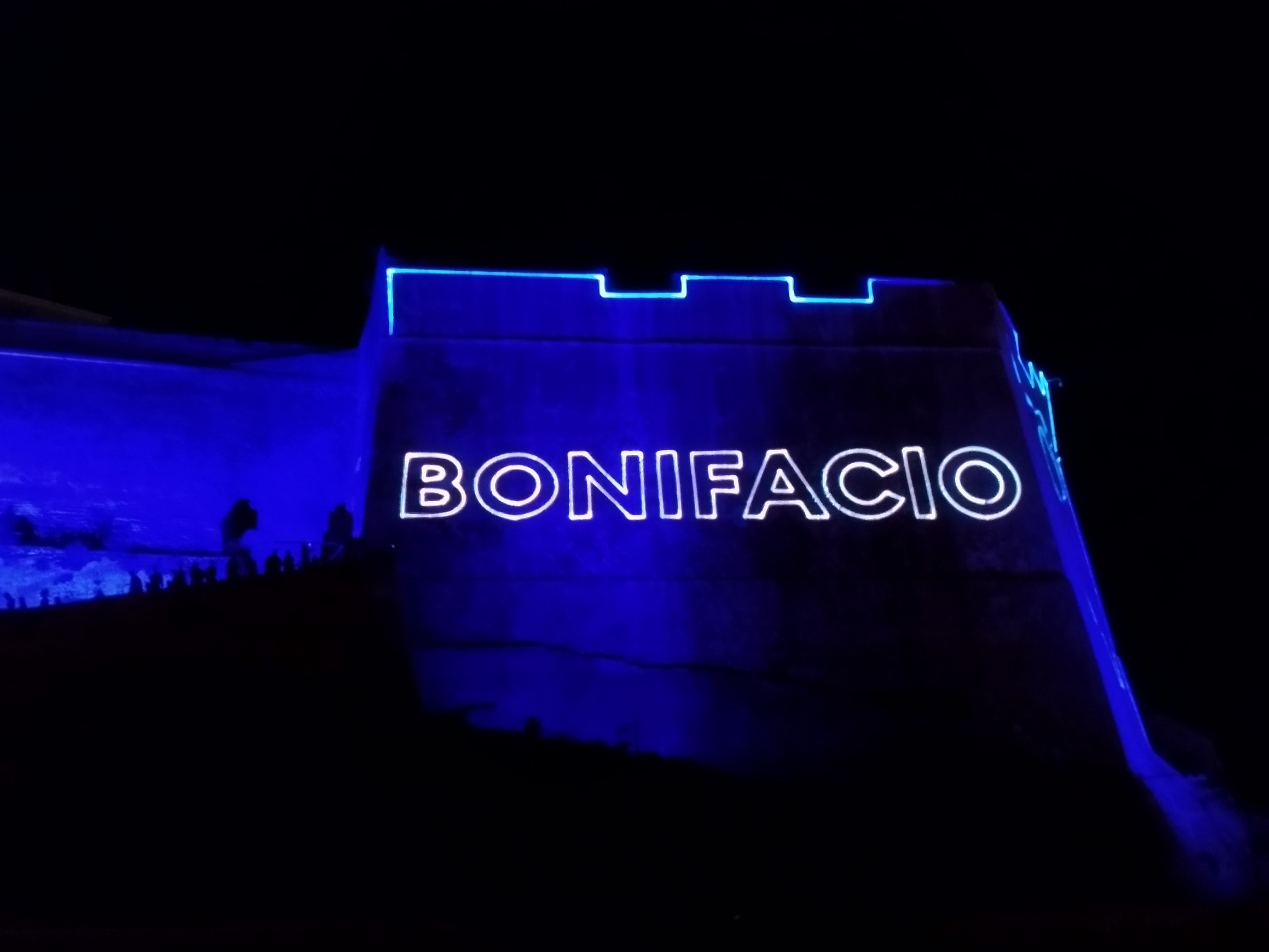 Festi Lumi, c'est chaque début d'été un enchantement qui est projeté sur les murs de la ville.