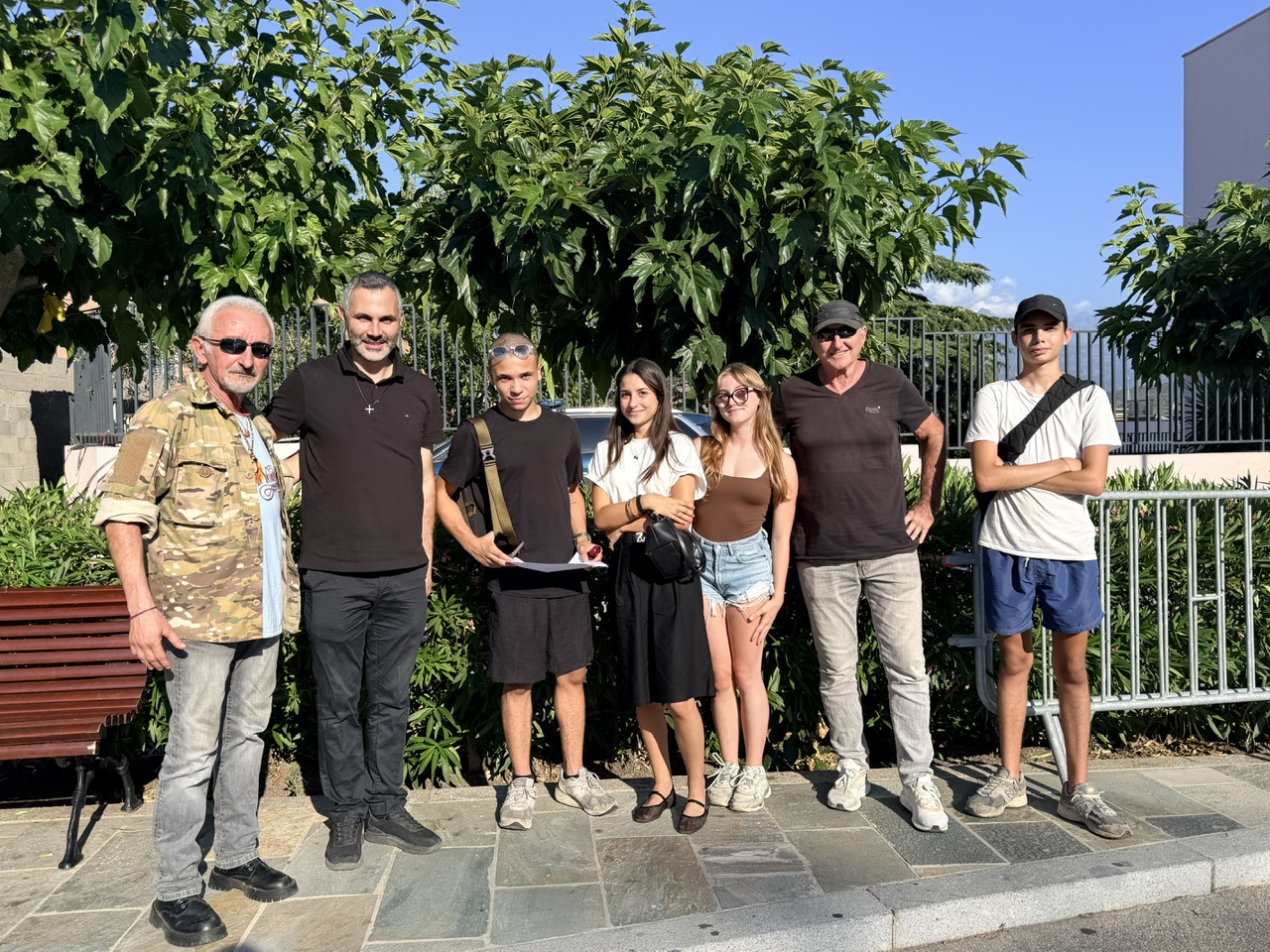 À Calvi, des jeunes se mobilisent pour défendre la croix de Quasquara