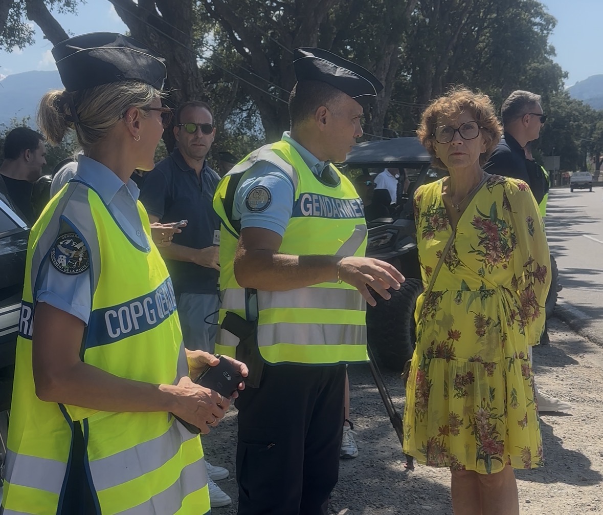 Un contrôle routier a été menée ce jeudi après-midi au rond-point de la RT 11 à Vescovato, en présence de Véronique Deprez-Boudier, préfète de la Haute-Corse
