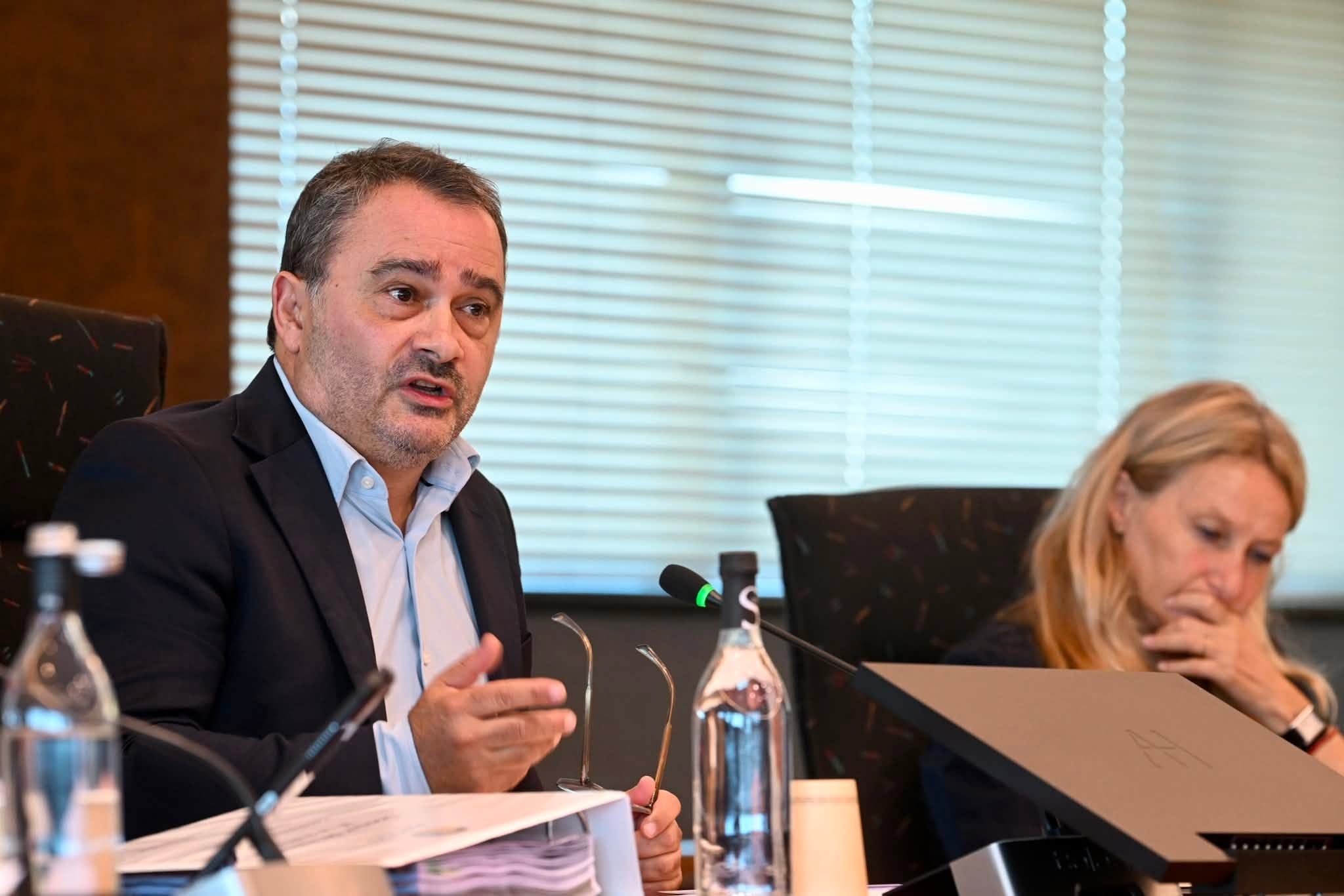 Parking du Diamant à Ajaccio : la hausse des tarifs fait grincer des dents, Stéphane Sbraggia assume et règle ses comptes avec le groupe GTM/Vinci