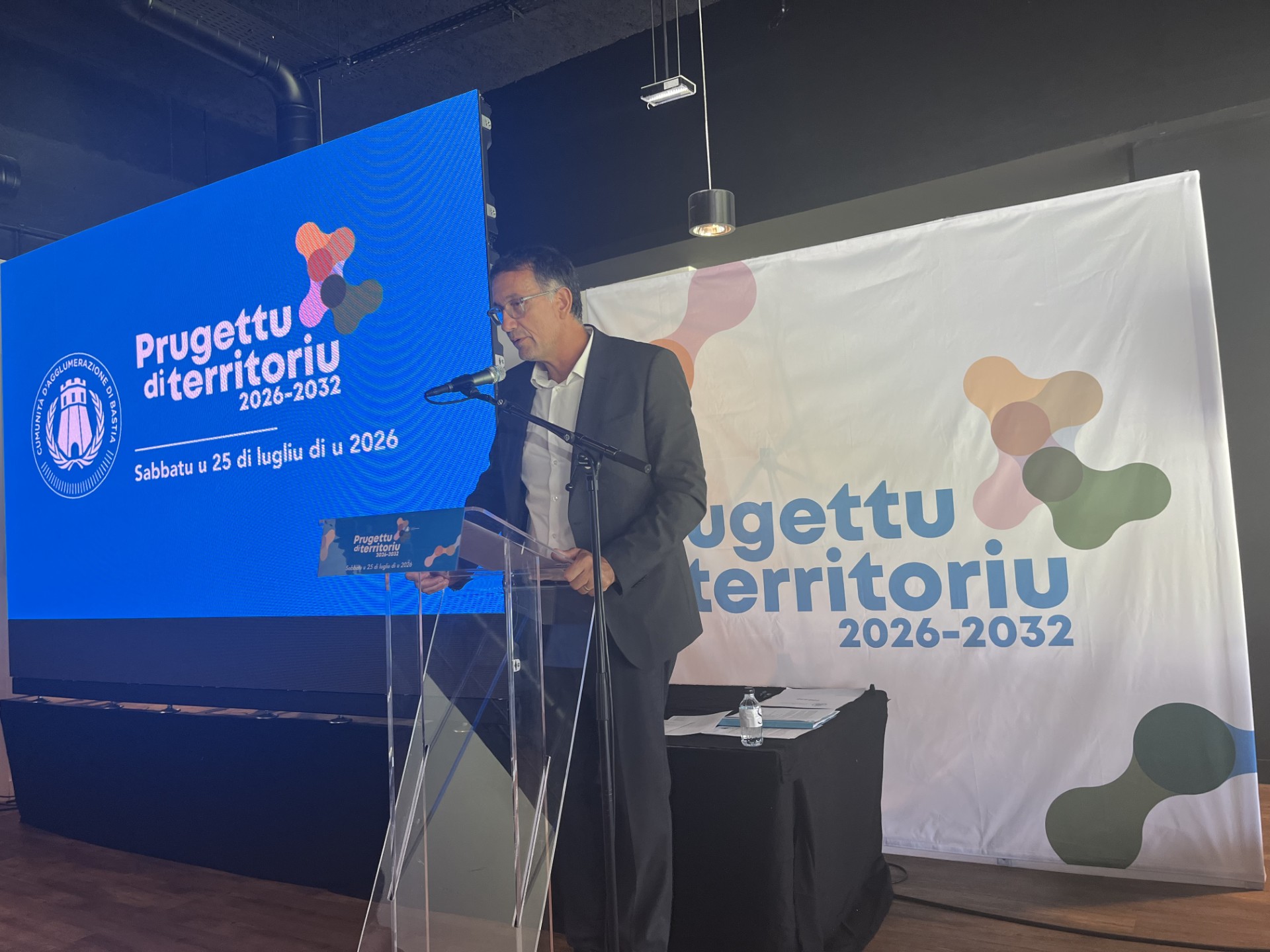 Communauté d'agglomération de Bastia : salle de 2 500 places, transports, conférence des intercommunalités, la CAB présente son projet de territoire