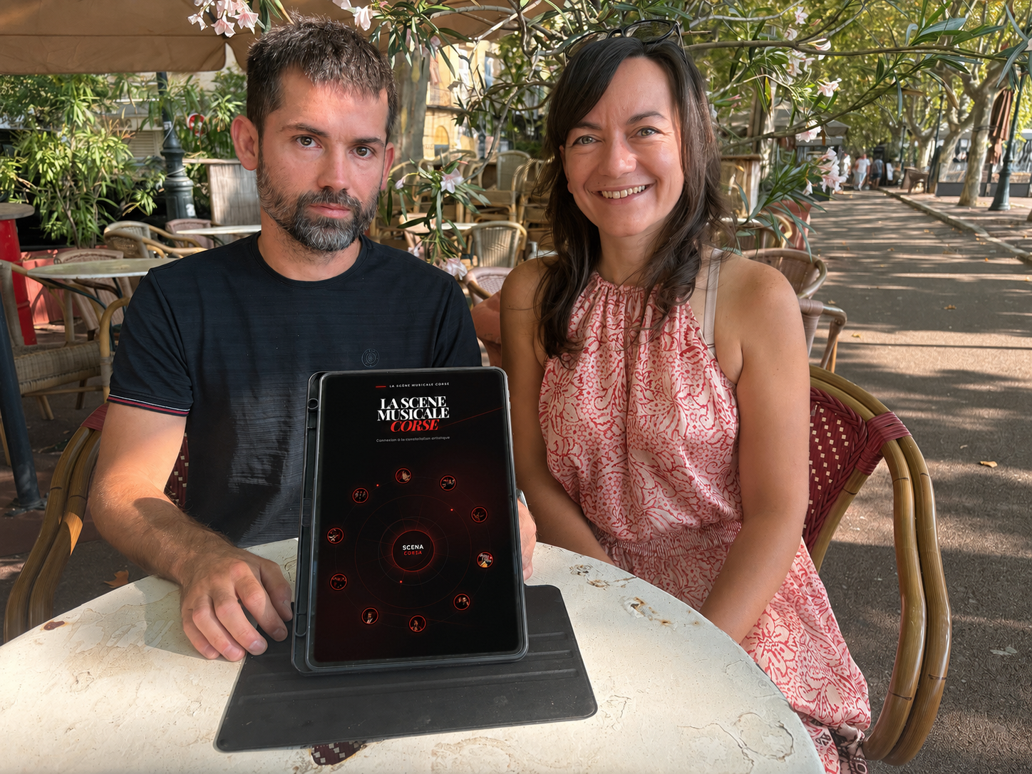Joëlle Bagard et Jonathan Baticle ont présenté à CNI la toute nouvelle plateforme dédiée à la scène musicale insulaire