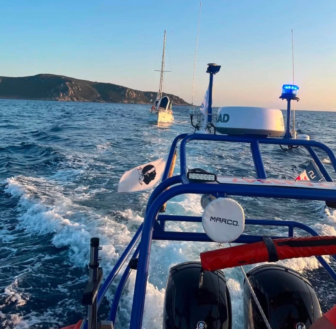 Ajaccio : quatre personnes secourues par la SNSM après une avarie au large de Capo di Muro