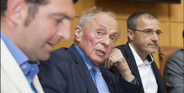 Michel Rocard à l'assemblée de Corse entre Jean-Charles Orsucci et Jean-Guy Talamoni : c'était en Juin 2015