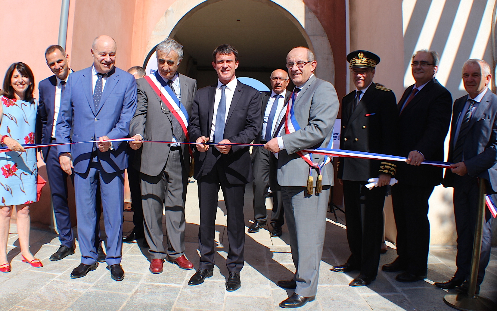 Valls à Brando : " Une belle journée pour la Corse et pour la… République "