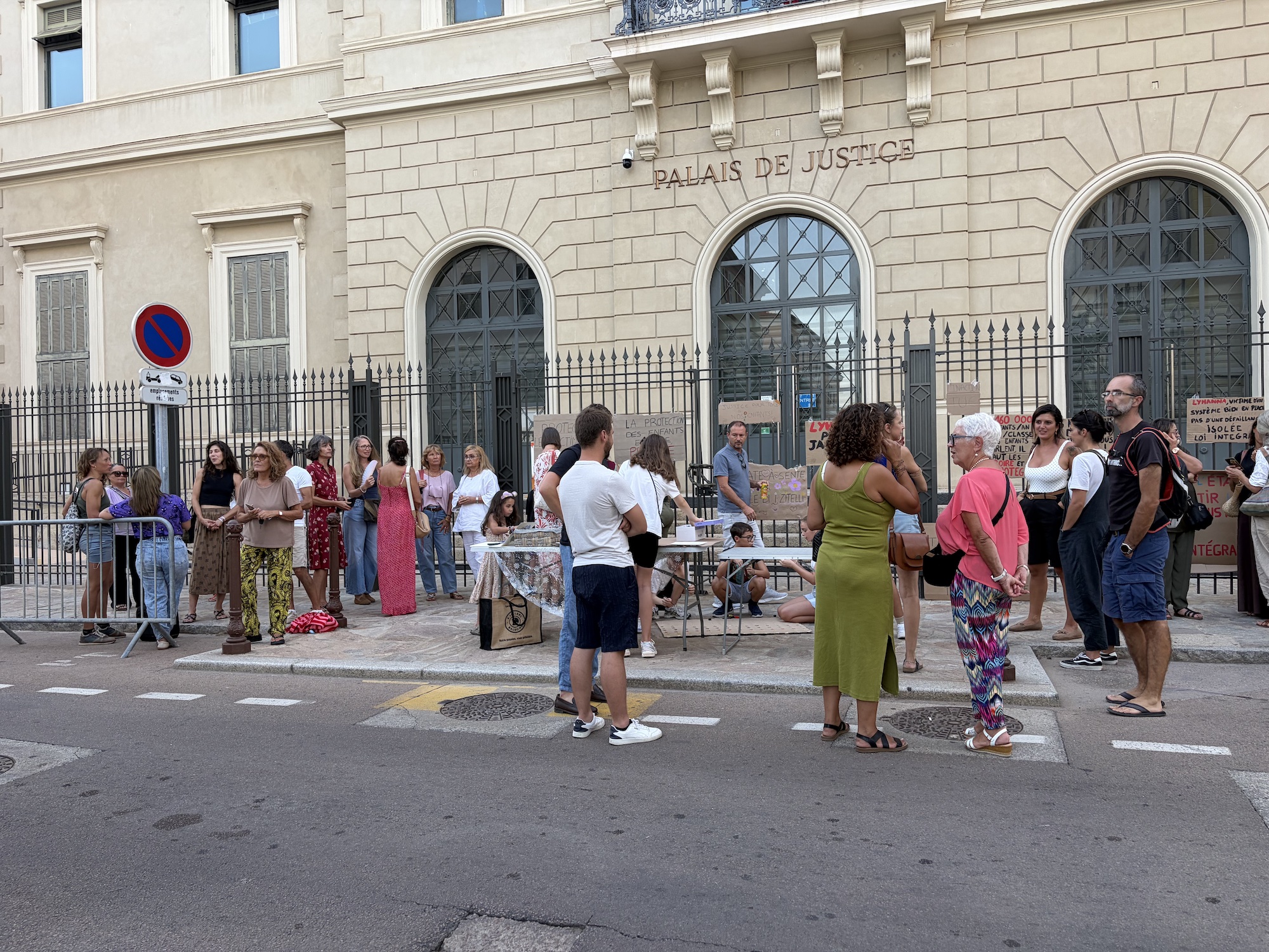 À Ajaccio, la mobilisation reprend pour la « loi intégrale » contre les violences sexuelles
