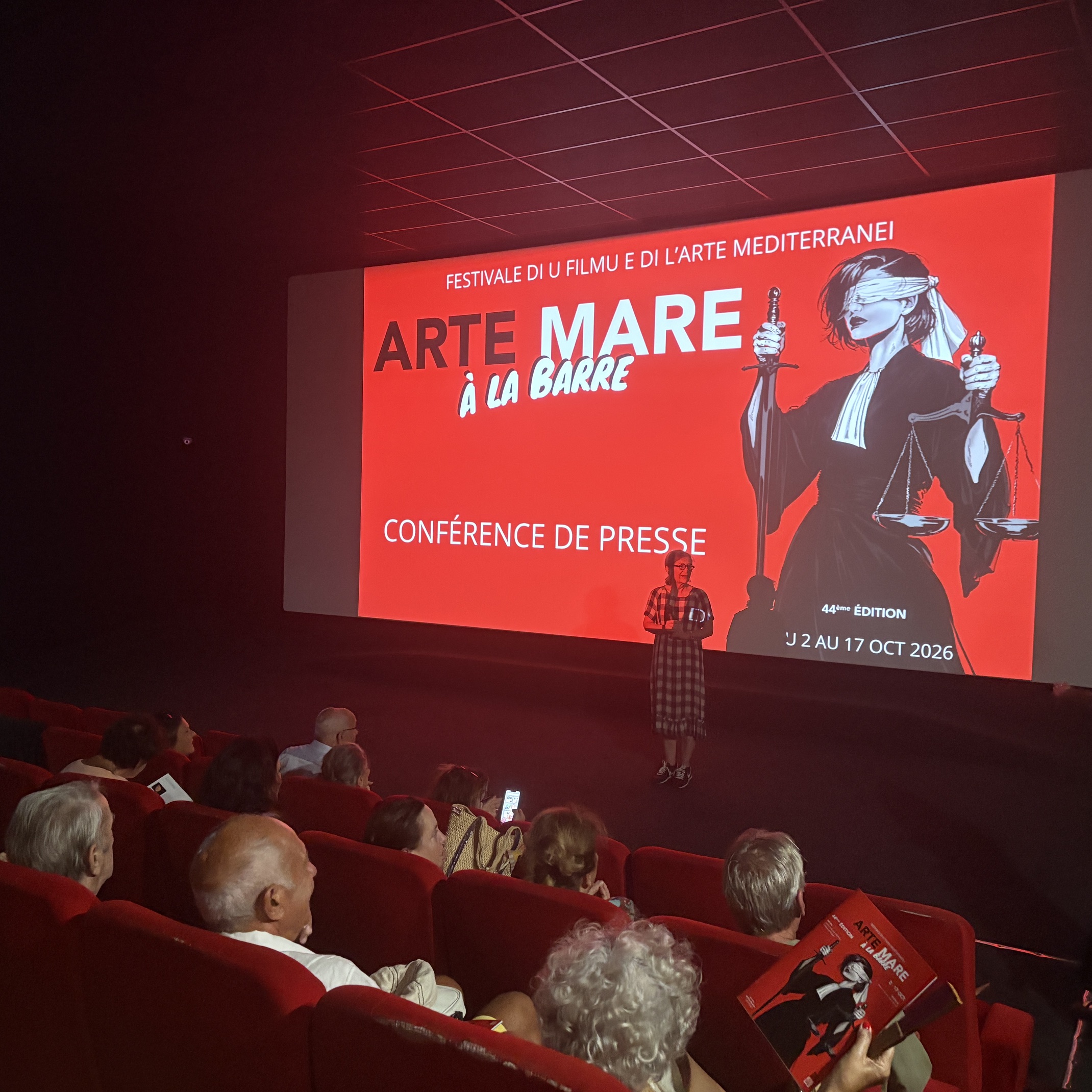 Michèle Corrotti, la présidente d'Arte Mare, a présenté l'édition 2026 azu cinéma Le Régent