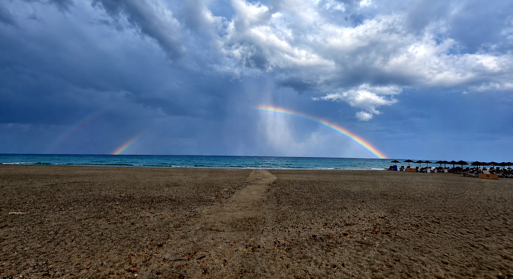 La plage de La Marana sous l'orage (Sabrina Mariani)