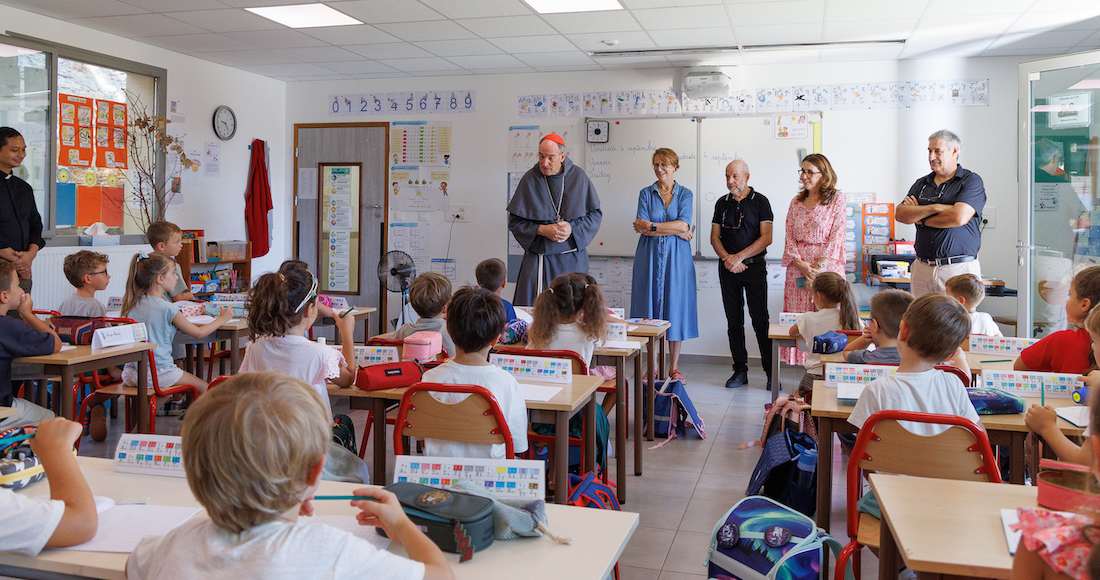 Un passage dans toutes les salles de classe
