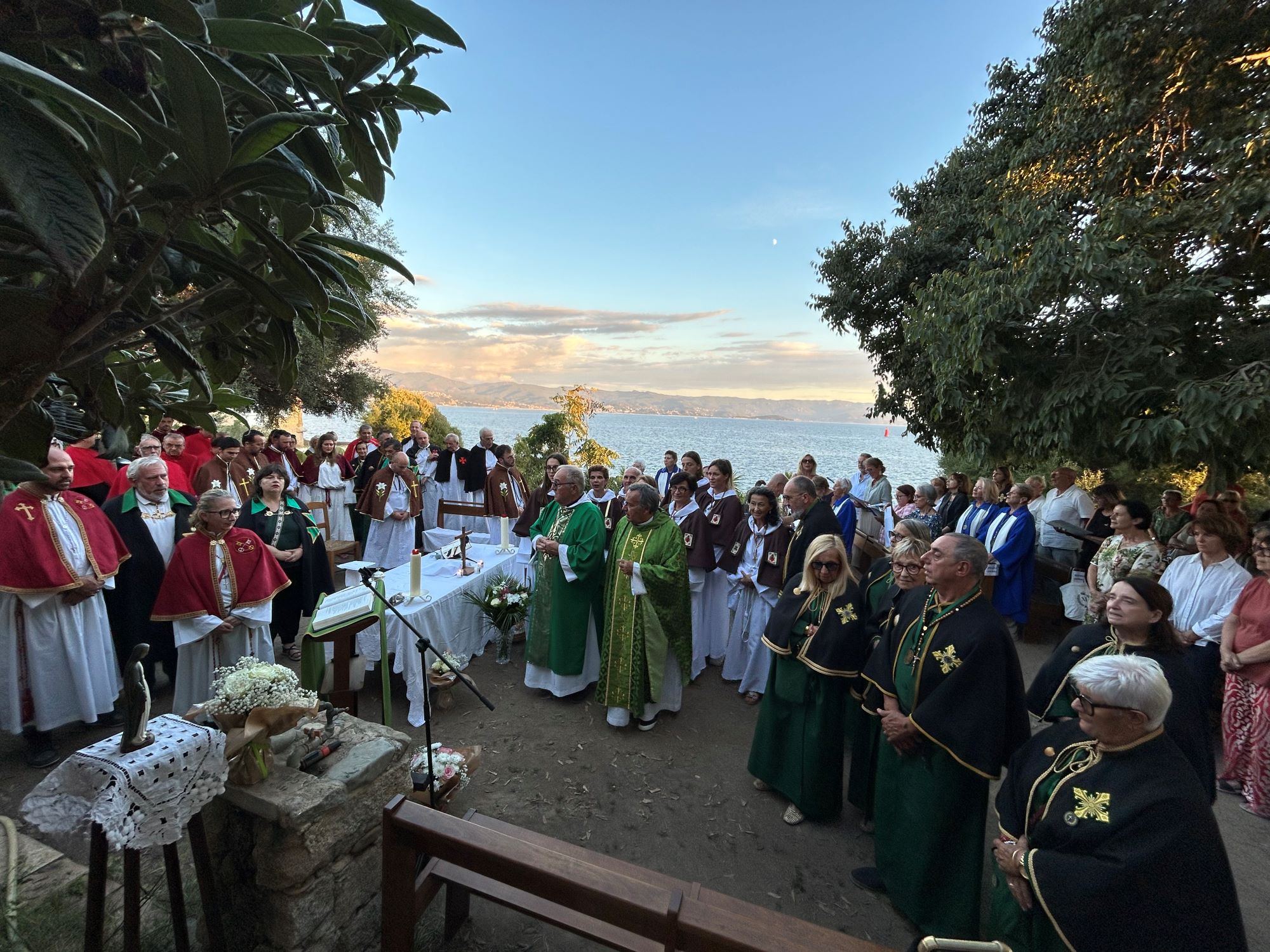 Ajaccio - A Cunfratèrnita di a Madonna di u Carmelu installée à la chapelle des Grecs