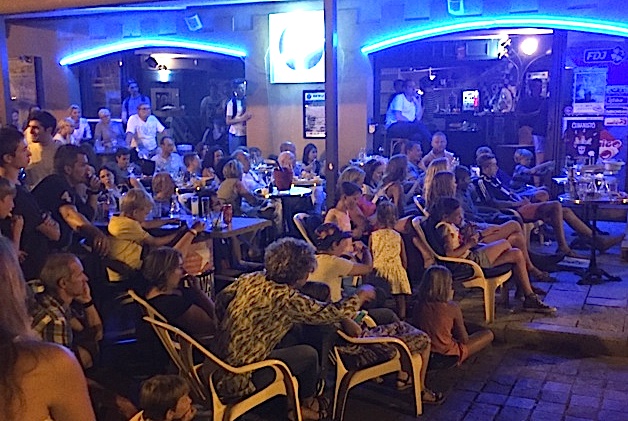 Les quais de Calvi se transforment en fan zone mixte !