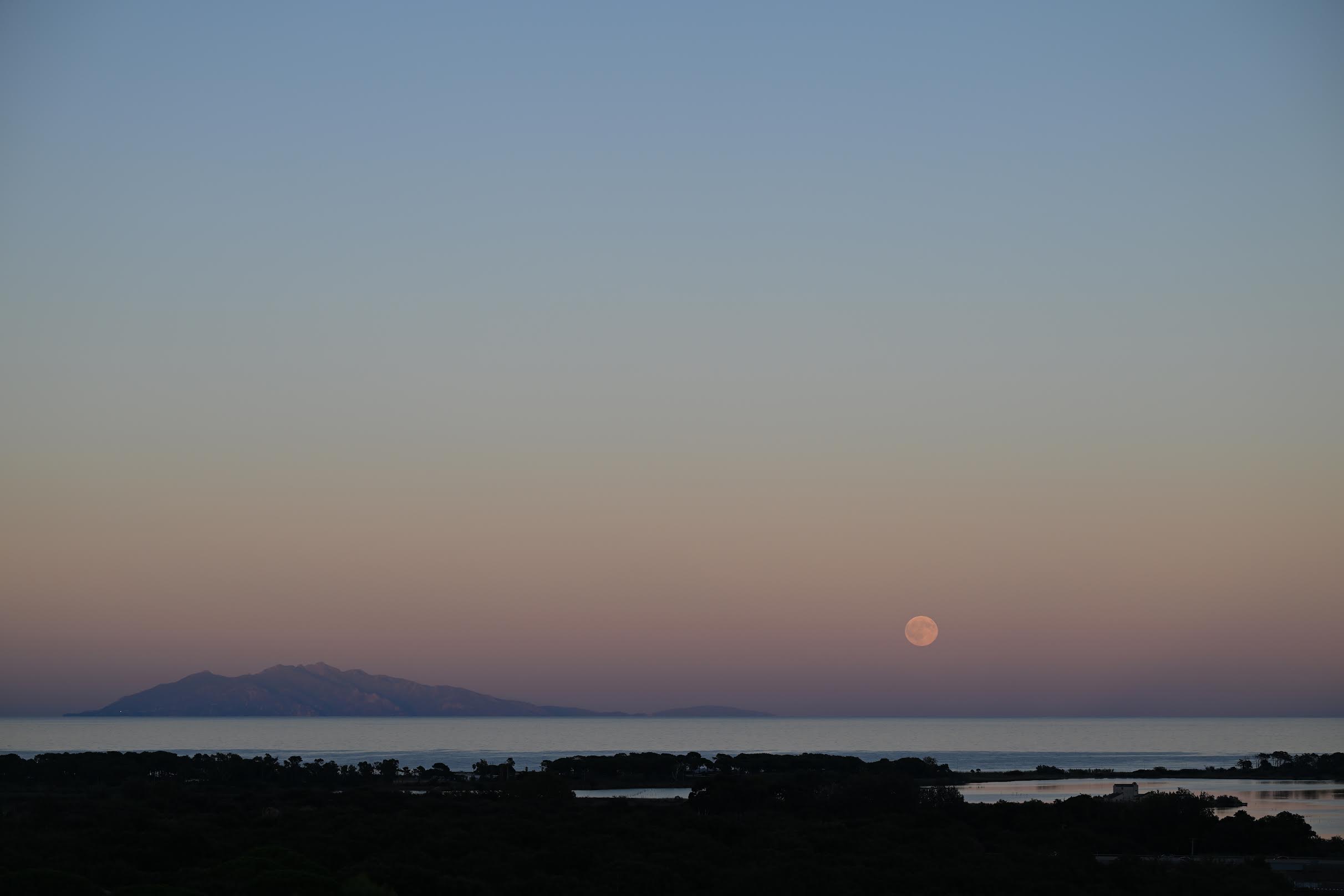 A màghjina - Quandu Elba è u fortinu anu appuntamentu cù a luna
