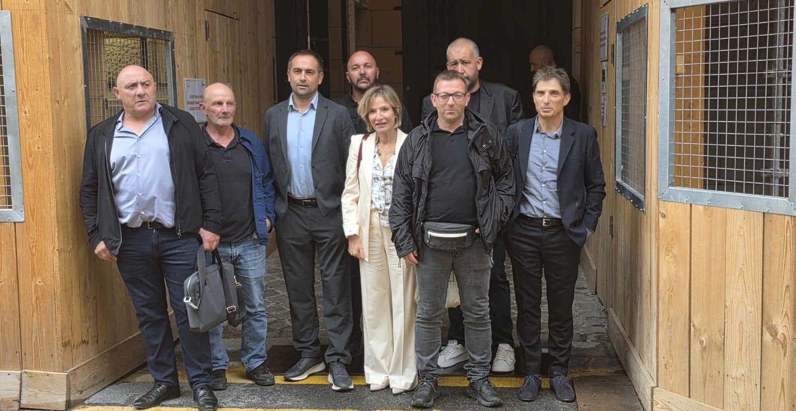 La délégation agricole corse autour de Jean-Baptiste Arena, président de la Chambre d’agriculture régionale, Dominique Livrelli, président de l’ODARC, Jean-Baptiste Cantini, président de la MSA, Jacques Filippi, du président de la SAFER, Hélène Beretti, directrice de la Chambre régionale, Yves Conventi, directeur adjoint de l’ODARC, Robin Rubini pour Mossa Paisana et Jean-Dominique Musso pour Via Campagnola.