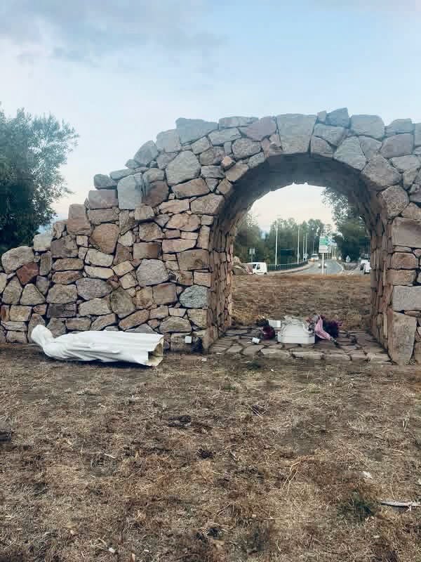 La statue de la Vierge Marie, installée sous l'arche du Stabiacciu, a fait l'objet de dégradations volontaires durant la nuit de mercredi à jeudi.