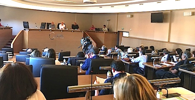 Capa : Aménagements, développement économique et crise des déchets… 