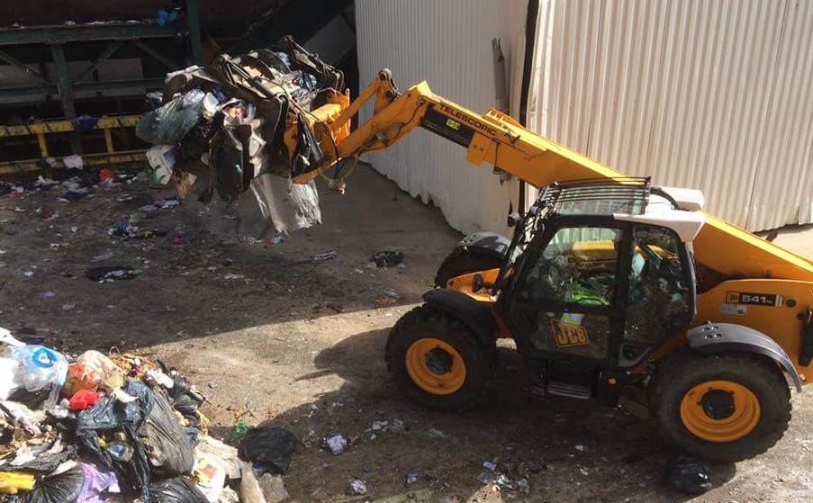 Crise des déchets : Les élus et les agents de la Capa se mobilisent
