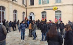 Rassemblement de protestation devant la poste d'Olmi-Cappella