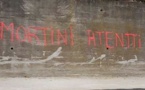 "Mortini Attenti !" : Inscription de mise en garde à l'attention de Lionel Mortini 