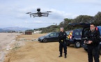 VIDÉO - Confinement : les gendarmes avec hélico et drone survolent les plages de Corse