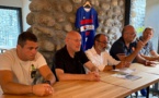 Guilhem Guirado, Bernard Laporte, Jean-Simon Savelli, Alban Moga et Thomas Withford