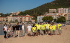 A Ajaccio, on ramasse les déchets sur la plage à l'initiative du conseil municipal des jeunes