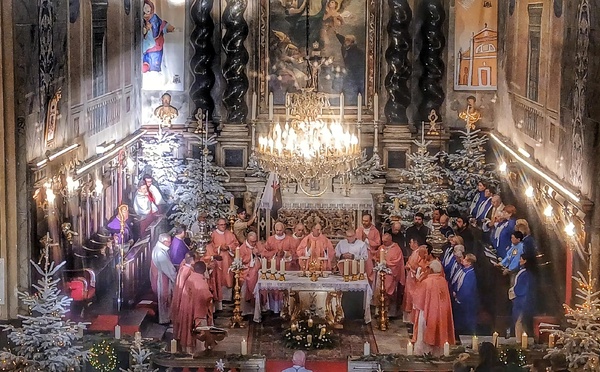 Ajaccio - Ferveur pour les célébrations en hommage et à la mémoire de Papa Francescu