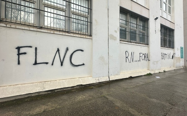 Bastia : des tags à l’encontre de Nicolas Battini sur les murs de la bibliothèque municipale