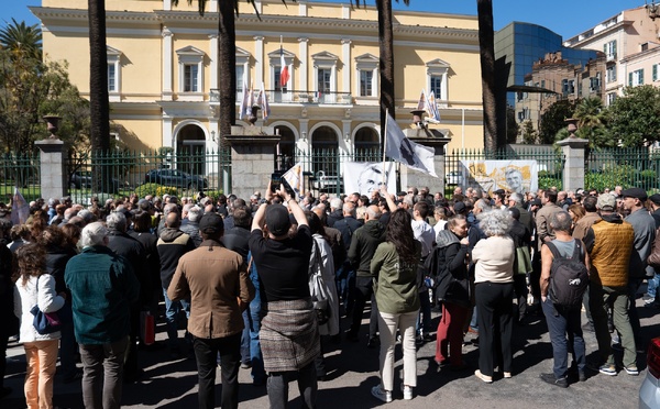 À Ajaccio, l’hommage à Pierre Alessandri entre recueillement et exigence de justice