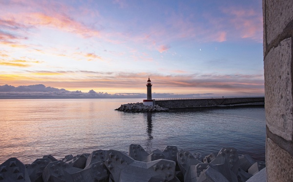 A màghjina - Alba dolce nant’à Bastia chì si sveglia pianu pianu