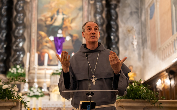 Avec ses "Carnets Corses", le cardinal Bustillo propose une traversée de la Corse et de la foi au fil des saisons