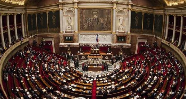 Autonomie de la Corse : la réforme constitutionnelle dans l'hémicycle de l'Assemblée nationale le 16 juin