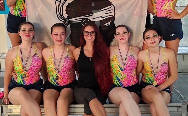 Natation artistique : le Fun Beluga Bastia brille à Istres avec plusieurs podiums nationaux