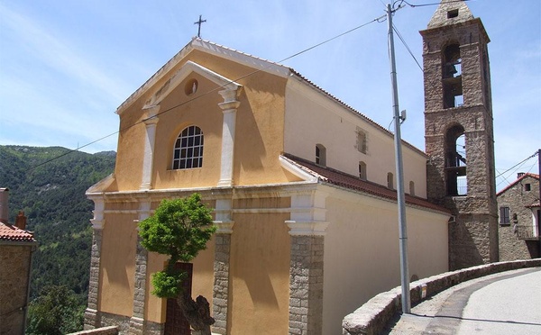  Gardienne de l’histoire de Cristinacce, l’église Santa Maria Assunta appelle à la mobilisation