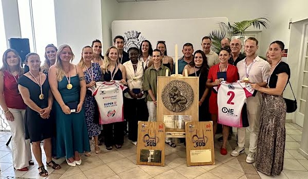 Rugby - Les Ponettes, championnes de France, hôtes de la mairie de Bastia
